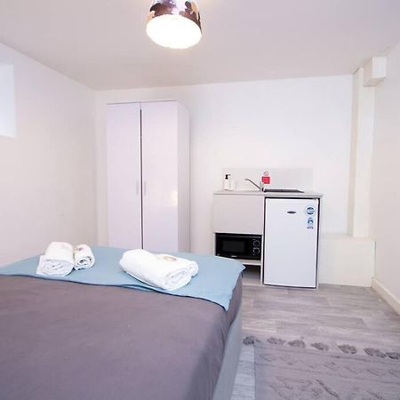 Suite 2 - Stylish Private Room In A Shared House Шеффілд Екстер'єр фото