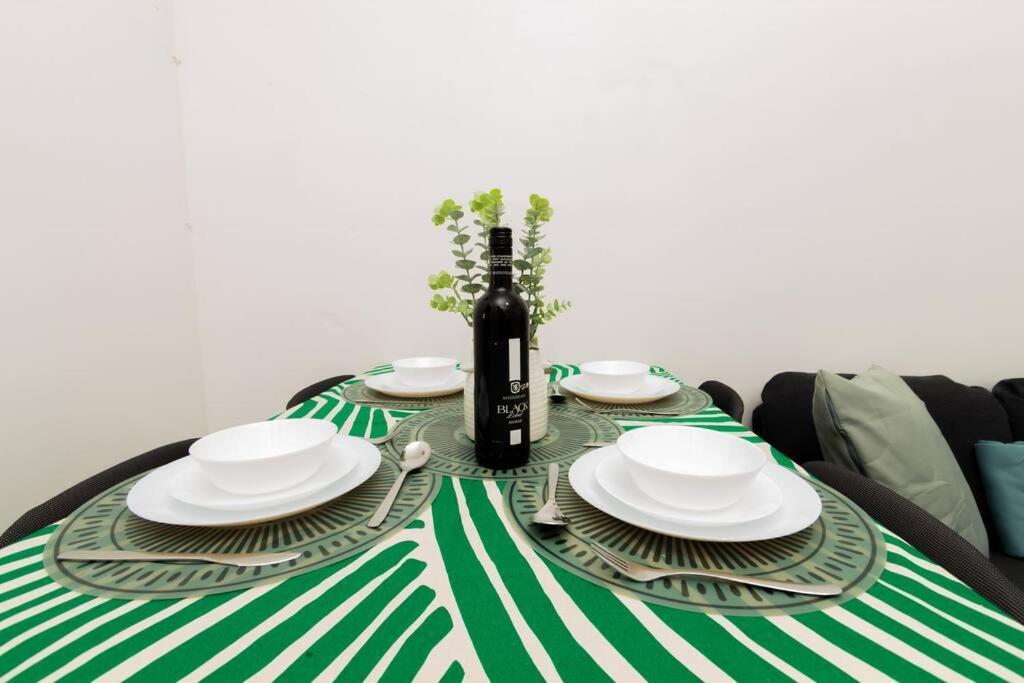 Suite 2 - Stylish Private Room In A Shared House Шеффілд Екстер'єр фото